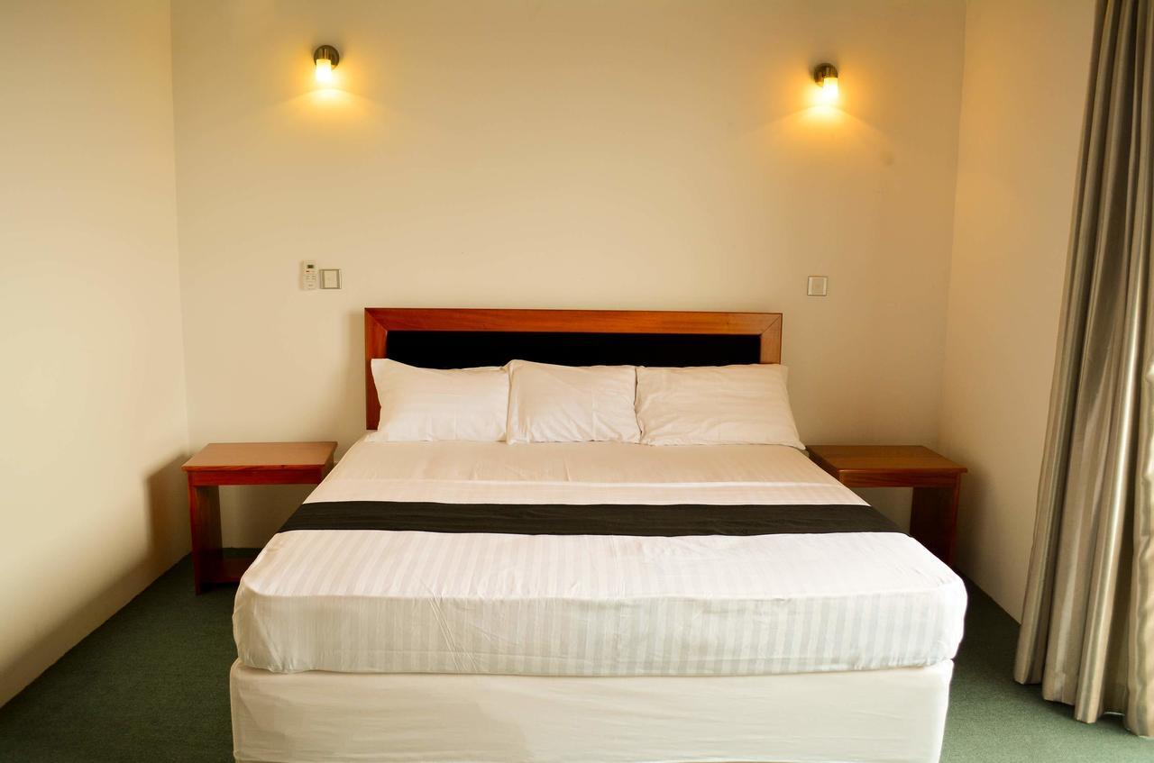 West Inn Colombo Exterior foto