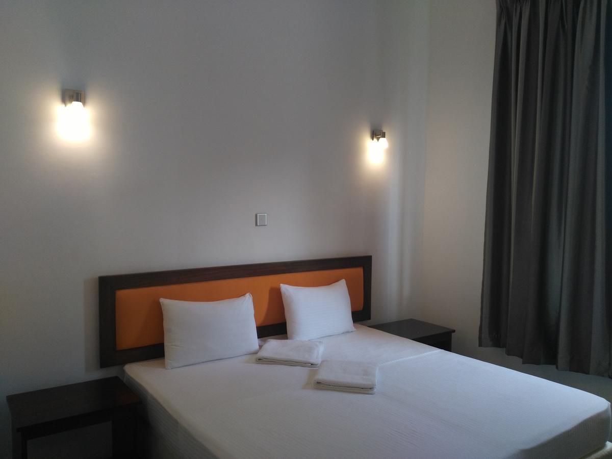 West Inn Colombo Exterior foto